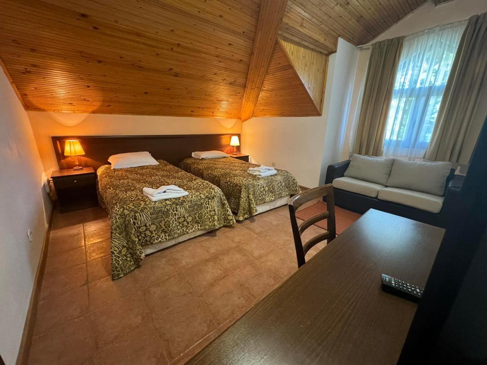 Moura Mountain & Villas Spa Hotel Borowec Zewnętrze zdjęcie