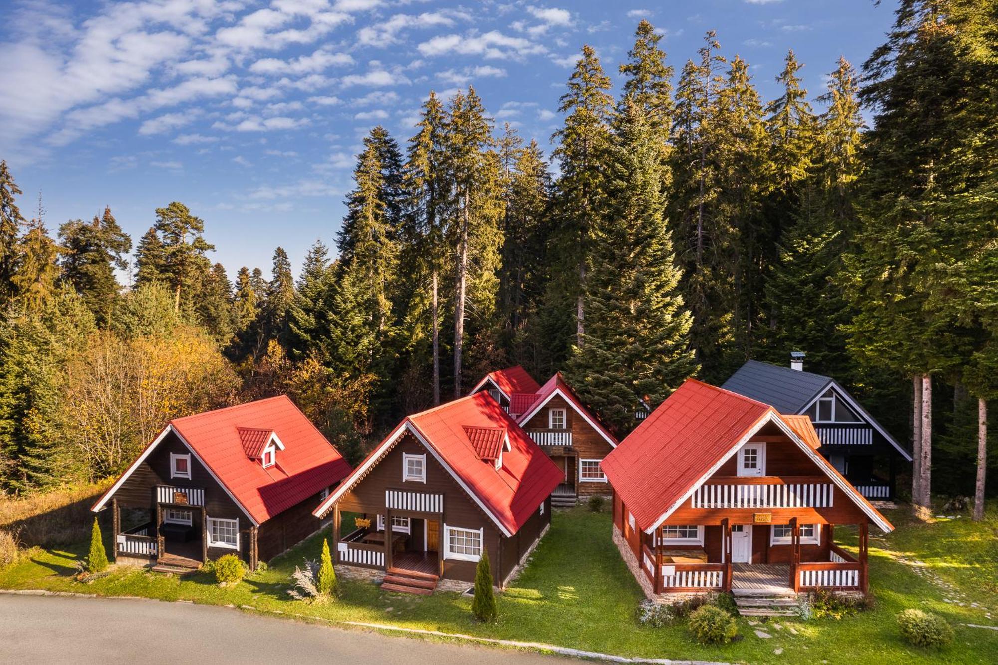Moura Mountain & Villas Spa Hotel Borowec Zewnętrze zdjęcie